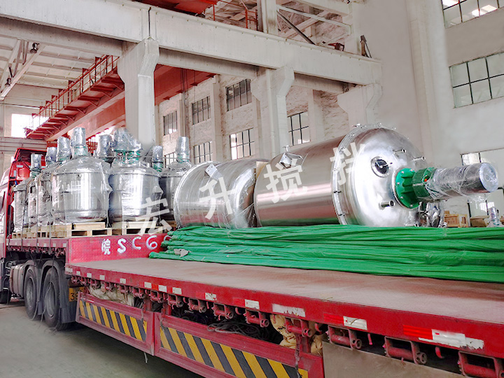 制藥行業反應釜攪拌機